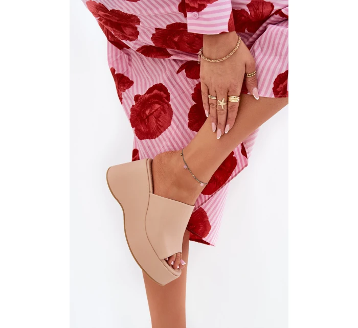 dámské sandály na platformě a klínu béžové model 21688536 - Boto dámské sandály na platformě a klínu béžové model 21688536 - Boto