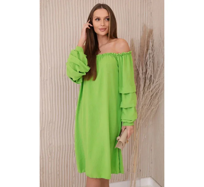 Španielske šaty s ozdobnými rukávmi svetlozelenej farby