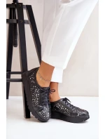Zazoo 2973 Skórzane Półbuty Na Platformie Z Ażurowym Wzorem Czarne