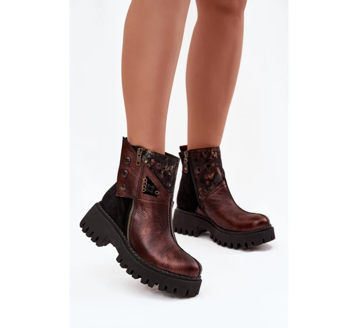 Kožené zateplené kotníkové boty na platformě a plochém podpatku model 21725100 hnědé - Maciejka