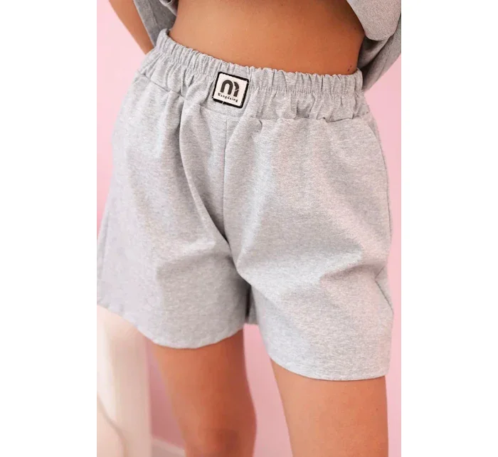 Dámska súprava s volánom - blúzka s krátkym rukávom a šortky s gumičkou Grey melier