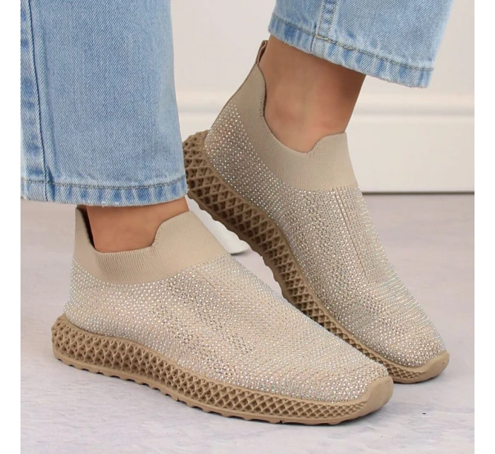 D&A W OLI257A béžová športová obuv so zirkónmi