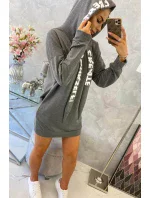 Oversize šaty s kapucňou v grafitovej farbe