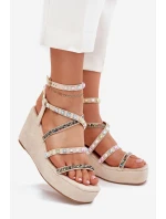 Sandały Damskie Na Koturnie Ze Zdobieniem Na Paskach Beżowe Lunara Sandały Damskie Na Koturnie Ze Zdobieniem Na Paskach Beżowe Lunara