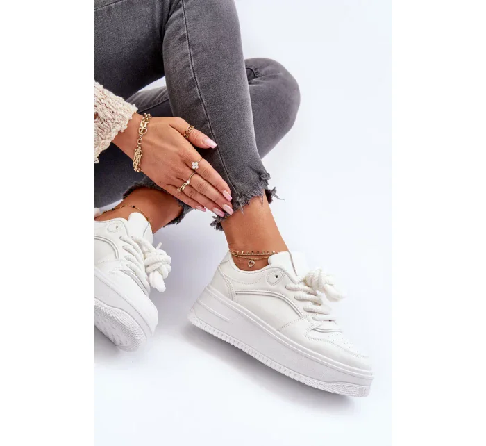 Dámske tenisky na platforme Vhisper z eko kože Dámske tenisky na platforme Vhisper z eko kože