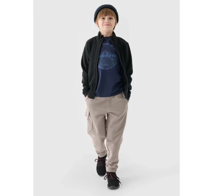 Chlapčenský bežný fleece so stojacím golierom 4F Junior 4FJWMM00TFLEM245-20S Chlapčenský bežný fleece so stojacím golierom 4F Junior 4FJWMM00TFLEM245-20S