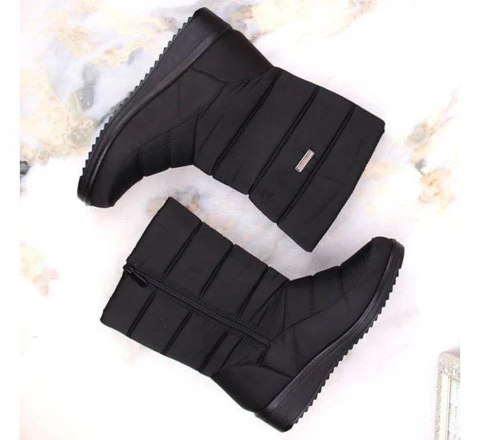 Snežnice vysoké Novinky W EVE436A black Snežnice vysoké Novinky W EVE436A black