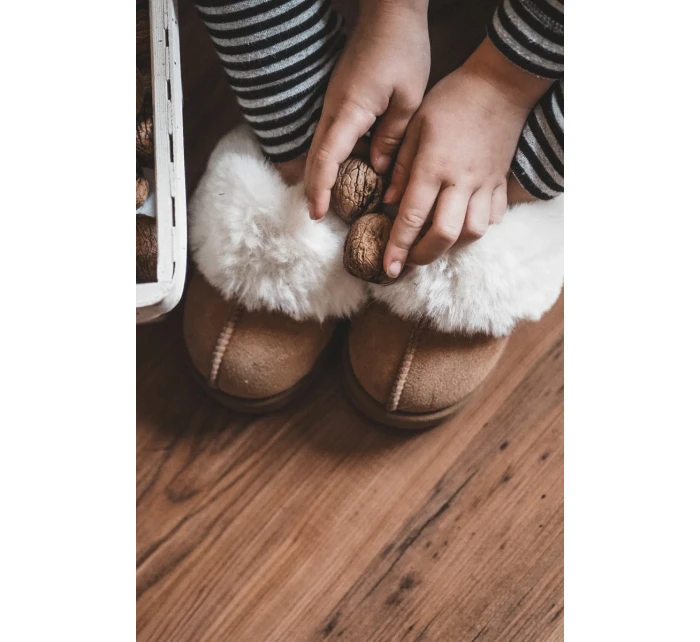 Kapcie Dziecięce Z Futerkiem Camel Birasta