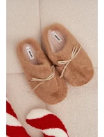 Kožešinové pantofle s mašlí Camel model 21772514 - Boto Kožešinové pantofle s mašlí Camel model 21772514 - Boto
