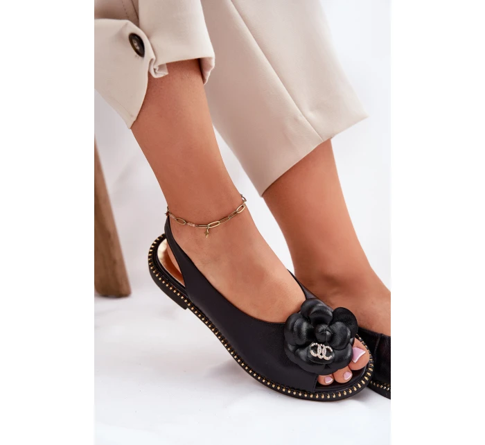 Skórzane Płaskie Sandały Z Ozdobą CheBello 4642 Czarne