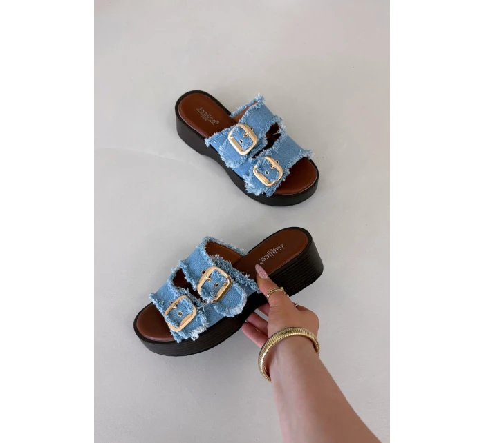 Dámske papuče na platforme 100-486 Džínsová modrá s čiernou - Joalice Paris Dámske papuče na platforme 100-486 Džínsová modrá s čiernou - Joalice Paris
