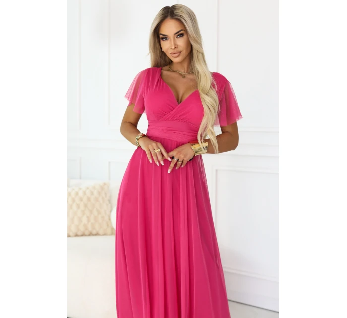 Dlouhé šaty s výstřihem, kosticemi a krátkými rukávy model 21955756 - numoco basic Dlouhé šaty s výstřihem, kosticemi a krátkými rukávy model 21955756 - numoco basic