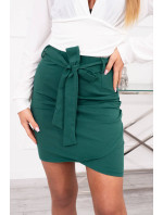 Obálková sukňa s viazaním v páse zelená