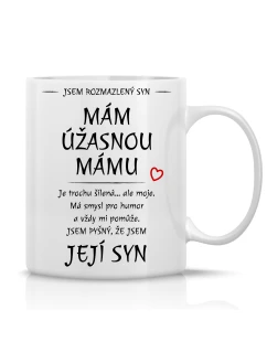 MÁM ÚŽASNOU MÁMU - klasický bílý keramický hrníček 300 ml