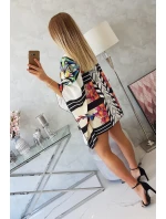 Netopierie šaty s viazaním v páse bielej