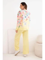 Dámska súprava z maslovej viskózy s kvetinovým vzorom so širokými nohavicami žltá