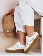 Dámské sportovní tenisky silver Dstreet model 21983660 - FashionStreet