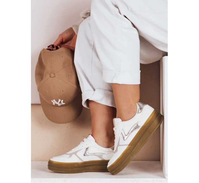 Dámské sportovní tenisky silver Dstreet model 21983660 - FashionStreet