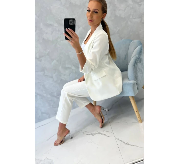 Elegantná súprava saka a nohavíc vo farbe ecru