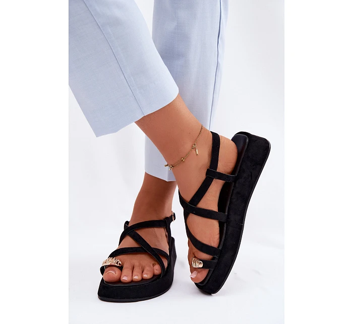 Sandály na platformě s zlatým detailem Černé Olmira
