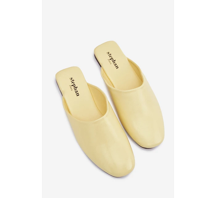 Dámské z imitace kůže Ploché Žluté model 22102949 - Boto Dámské z imitace kůže Ploché Žluté model 22102949 - Boto