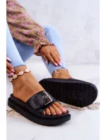 Dámske módne papuče Big Star - čierne