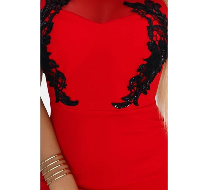 617-3 Dlhé šaty s čiernou čipkou a sieťovinou - ČERVENÉ