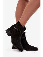 Dámské kozačky z přírodního semiše na klínu zateplené model 21715520 Černé - D&A