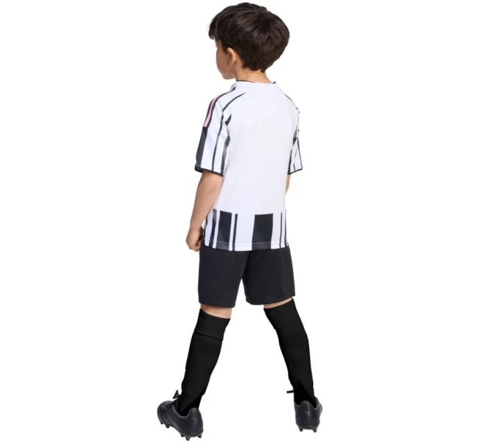 Detská súprava adidas Juventus 25/26 Home biela a čierna JN5220 Detská súprava adidas Juventus 25/26 Home biela a čierna JN5220