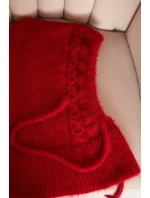 Dámská čepice s kapucí, šněrováním a copánkovým vzorem červená Dámská čepice s kapucí, šněrováním a copánkovým vzorem červená