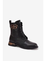 Kožené dámské kotníkové boty na plochém podpatku s ozdobou vyhřívané model 21712473 Černé - Artiker Kožené dámské kotníkové boty na plochém podpatku s ozdobou vyhřívané model 21712473 Černé - Artiker