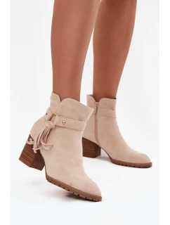 Topánky na podpätku model 219572 Krok vo veľkom štýle