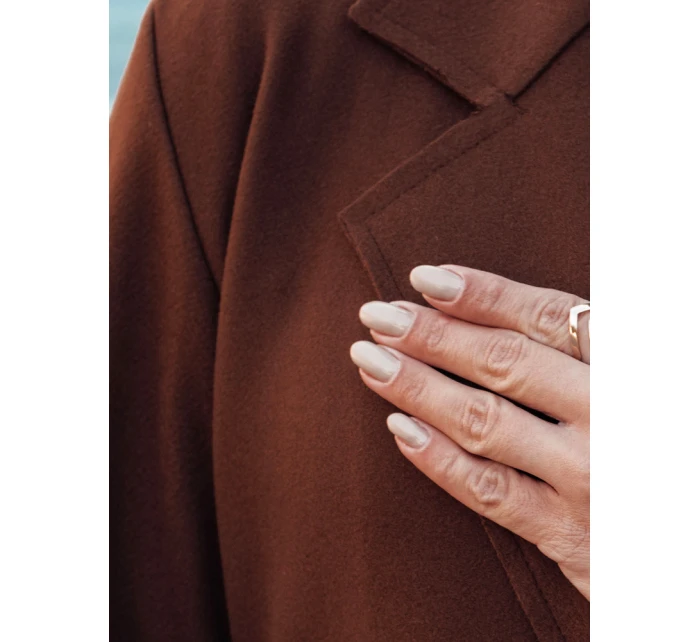 Dámský dlouhý hnědý kabát oversize Dstreet model 21981932 - FashionStreet Dámský dlouhý hnědý kabát oversize Dstreet model 21981932 - FashionStreet