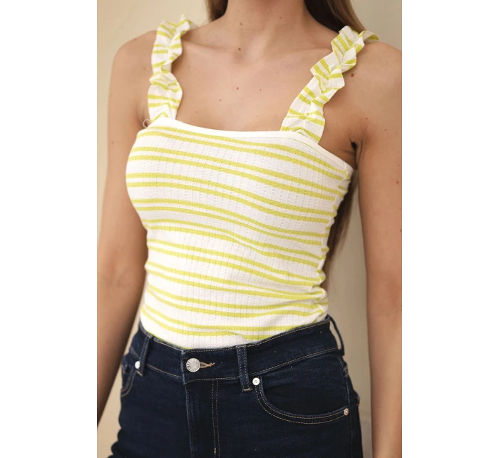 Dámska rebrovaná blúzka s pruhmi na ramienkach s volánom zelená Dámska rebrovaná blúzka s pruhmi na ramienkach s volánom zelená