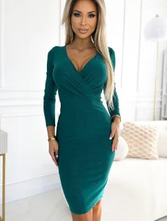 Zelené vypasované dámské šaty s s přeloženým obálkovým výstřihem a s dlouhými rukávy model 19756027 - numoco