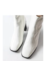 Topánky na podpätku model 204772 Solea Topánky na podpätku model 204772 Solea