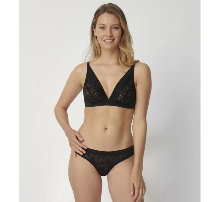 Dámske čipkované brazílske nohavičky - Triumph Dámske čipkované brazílske nohavičky - Triumph