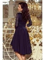 Tmavě modré dámské šaty s dlouhým zadním dílem a krajkovým výstřihem model 6412394 - numoco