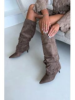 kozačky s na klínu z semiše v khaki barvě model 22313604 - Boto