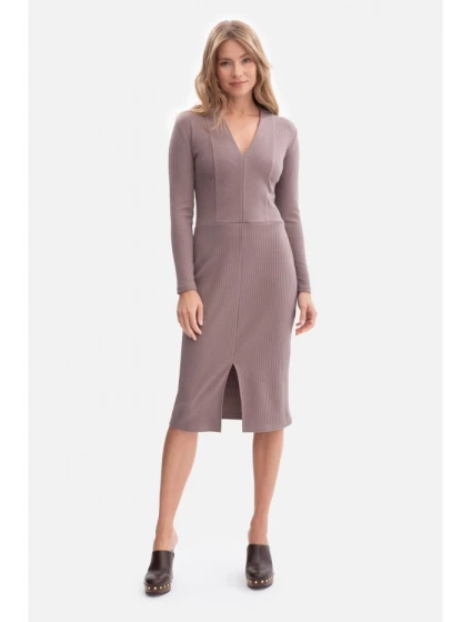 Pletené tužkové šaty model 21379958 - BeWear