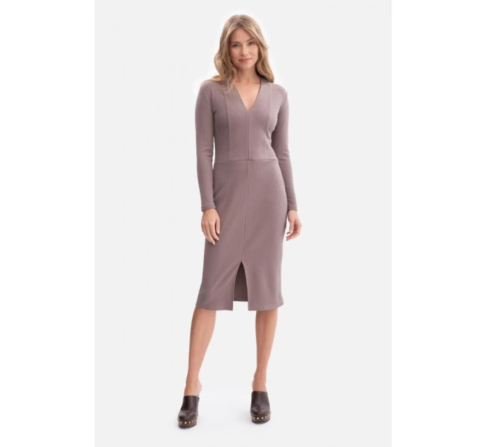 Pletené tužkové šaty model 21379958 - BeWear