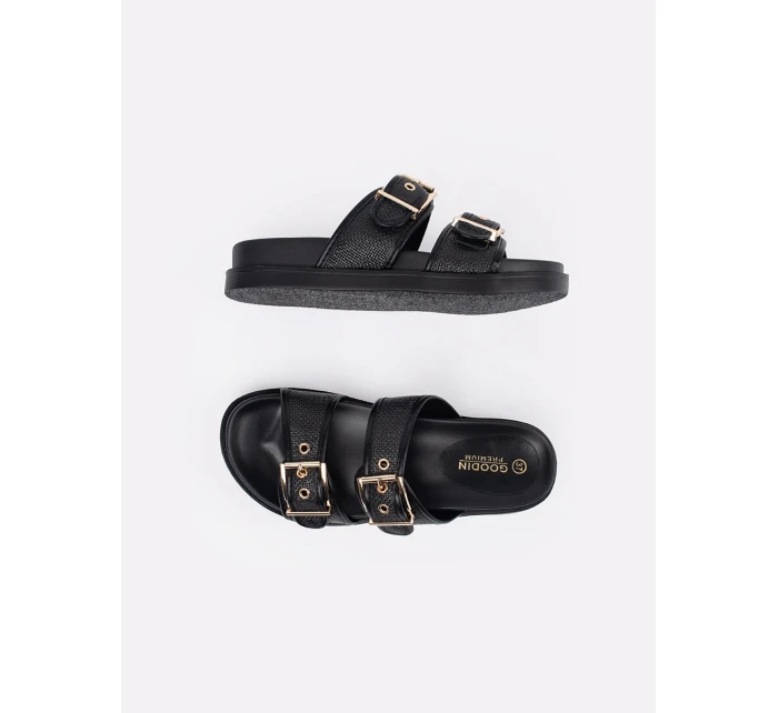 Originální černé dámské nazouváky na plochém podpatku Originální černé dámské nazouváky na plochém podpatku