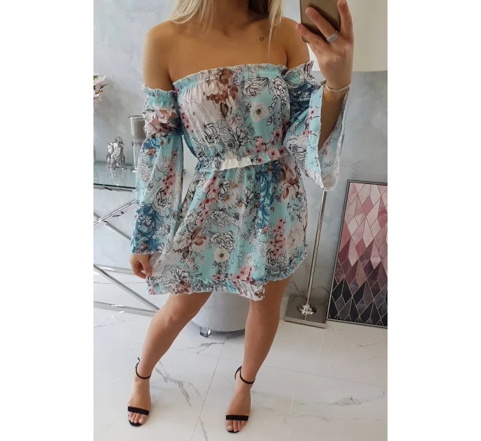 Španielske kvetinové šaty v mätovej farbe Španielske kvetinové šaty v mätovej farbe