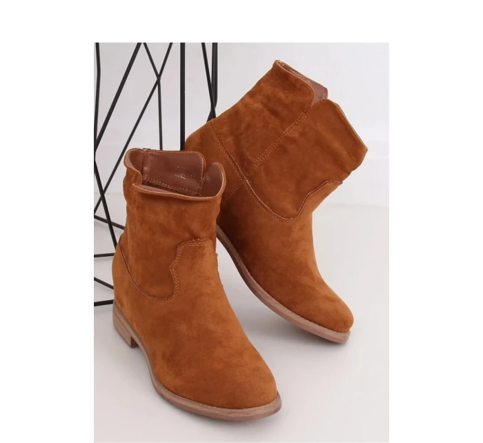 Dámské boty na klínovém podpatku model 18034332 - SEASTAR