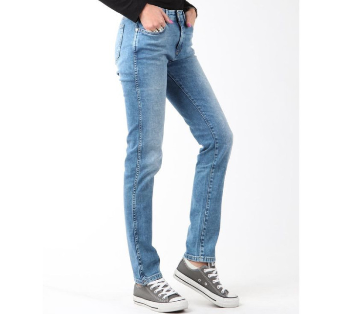 Dámske džínsy Wrangler Boyfriend Jeans Best Blue W27M9194O