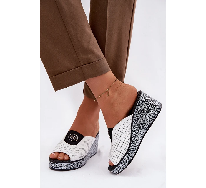 Kožené nazouváky na platformě s ozdobou S.Barski LR61-7011 Bílé