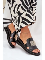 Klapki Damskie Na Koturnie Eko Skórzane Z Ozdobą Czarne Sarela Klapki Damskie Na Koturnie Eko Skórzane Z Ozdobą Czarne Sarela