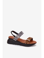 Dámské sandály na platformě a hnědé model 21698928 - Boto