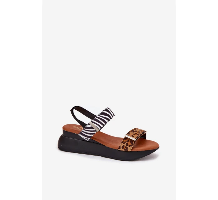 Dámské sandály na platformě a hnědé model 21698928 - Boto