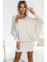 402-7 Sveter teplé netopierie šaty s výstrihom - béžové 402-7 Sveter teplé netopierie šaty s výstrihom - béžové